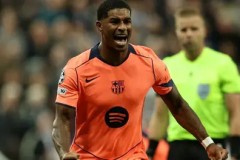 皇马4-1大胜巴萨，积分领先，巨星状态回暖再显神威