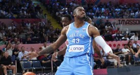 洛杉矶湖人队新加盟球员凯斯勒：强化阵容战术解析